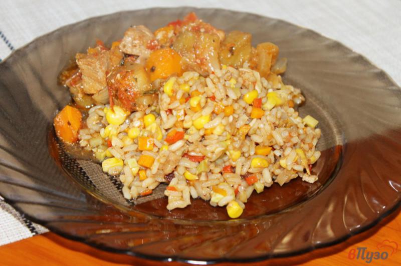 Фото приготовление рецепта: Рис в японском стиле с овощами и кукурузой шаг №6