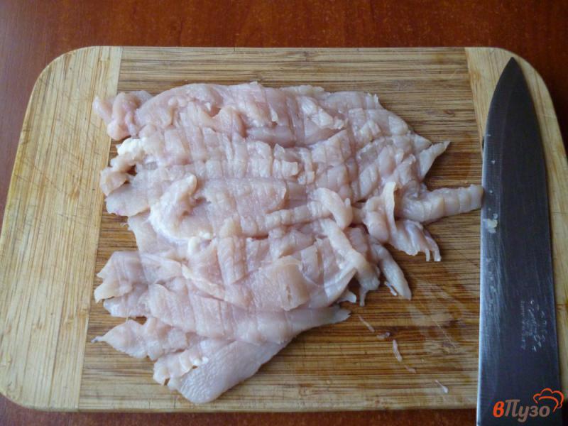 Фото приготовление рецепта: Домашняя куриная колбаса шаг №2