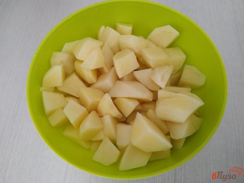 Фото приготовление рецепта: Тушеный картофель по-болгарски шаг №1
