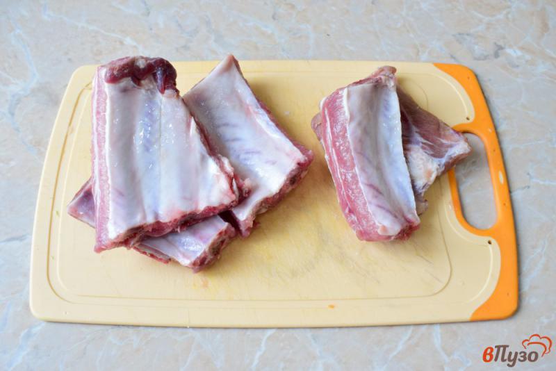 Фото приготовление рецепта: Свиные ребрышки в соевом маринаде шаг №1