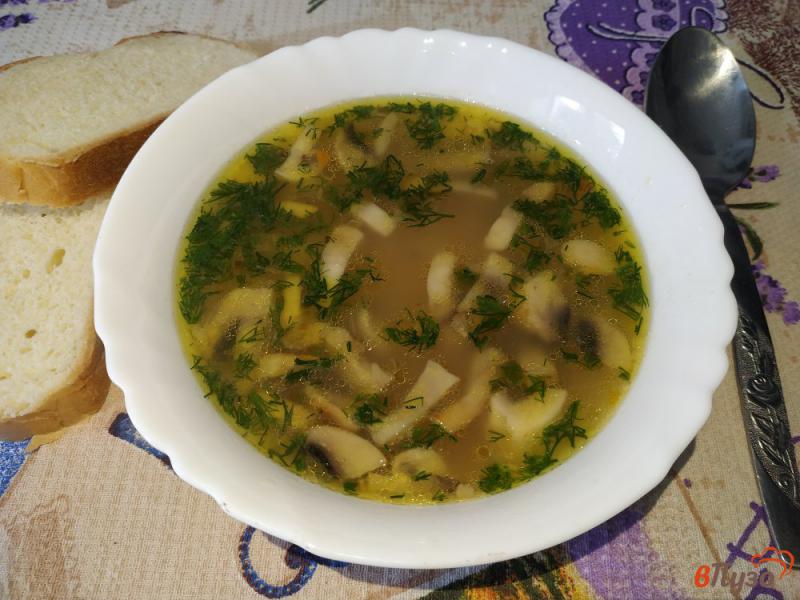 Фото приготовление рецепта: Гороховый суп с грибами шаг №9
