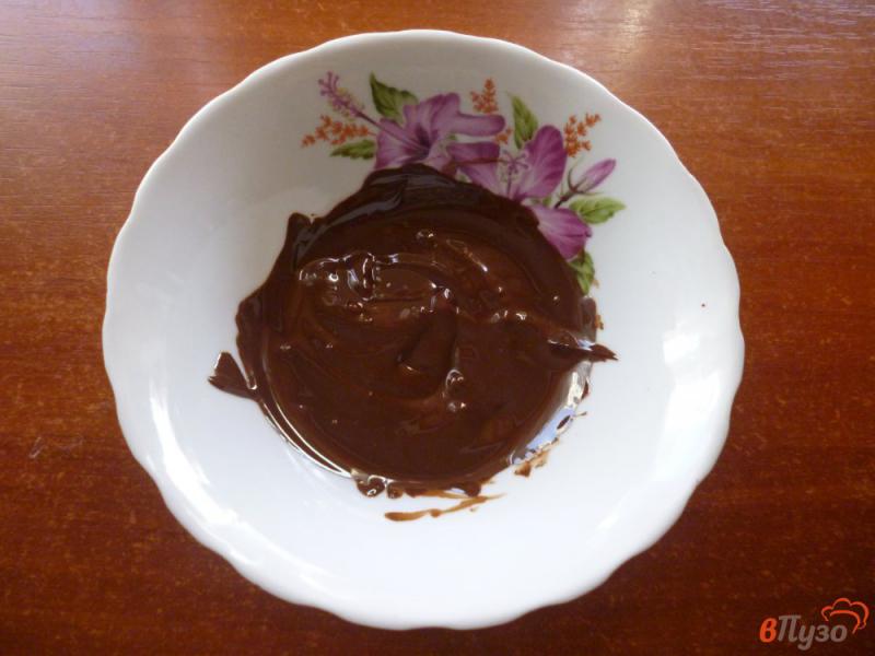 Фото приготовление рецепта: Творожный десерт в шоколадном стаканчике шаг №1