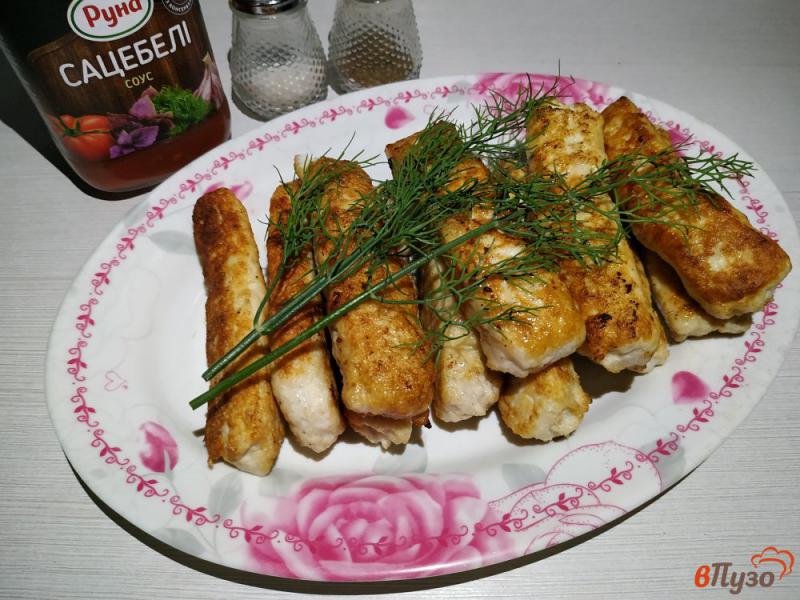 Фото приготовление рецепта: Куриные палочки жареные на сковороде шаг №11