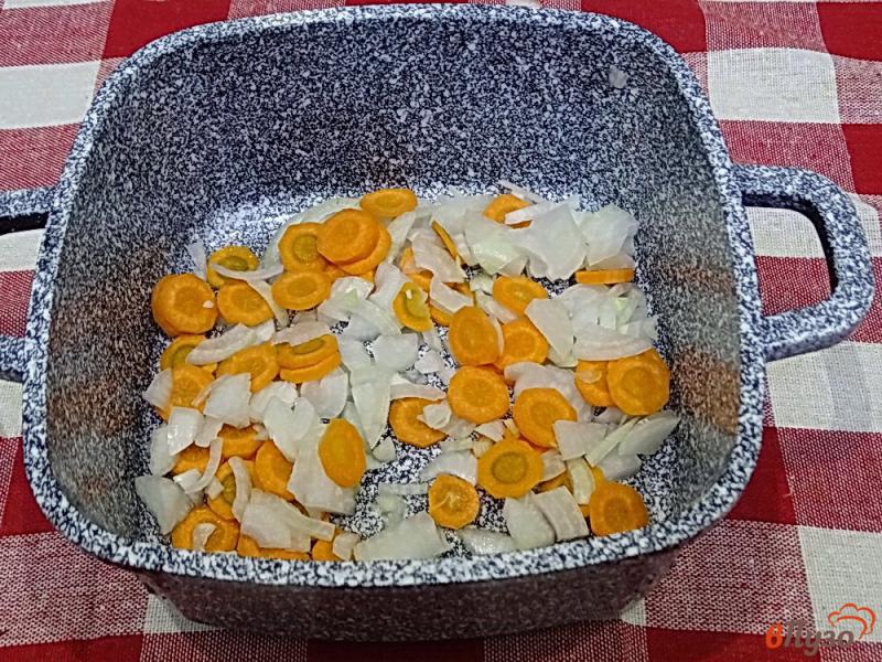 Фото приготовление рецепта: Овощное рагу с баклажаном и перцем шаг №3