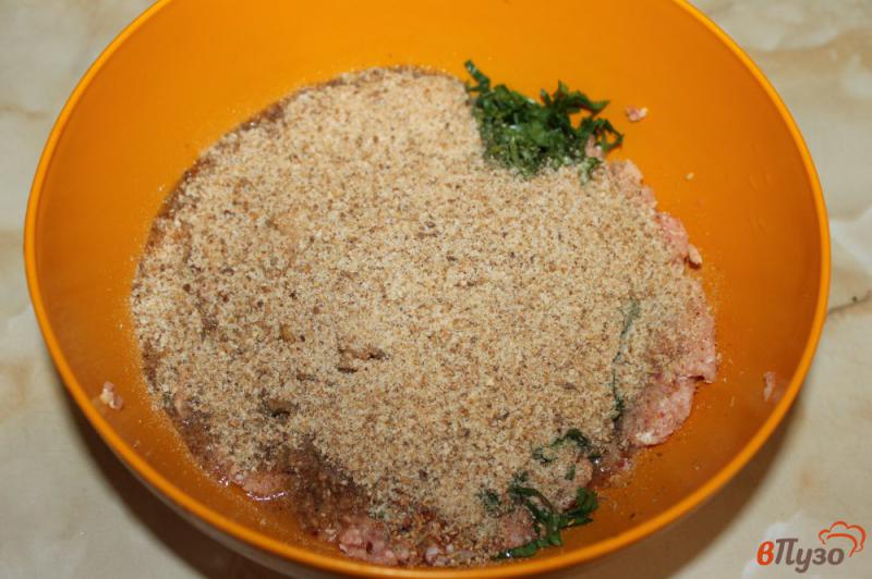 Фото приготовление рецепта: Котлеты из куриного фарша с морковью шаг №3
