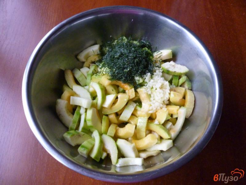 Фото приготовление рецепта: Маринованные кабачки на зиму шаг №4