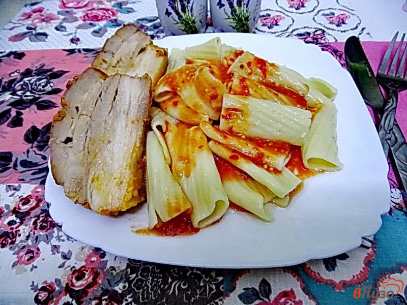 Фото приготовление рецепта: Свиная грудинка в маринаде из аджики и чеснока шаг №6
