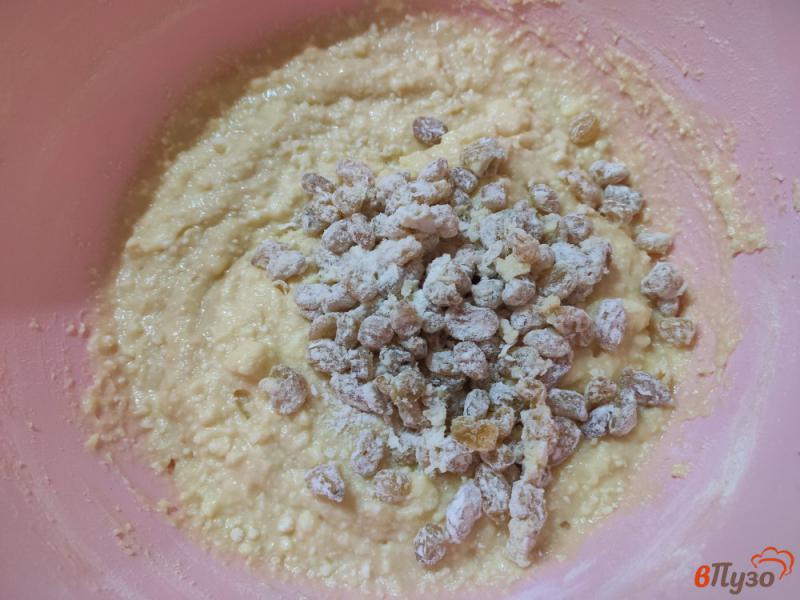 Фото приготовление рецепта: Творожные кексы с изюмом шаг №9