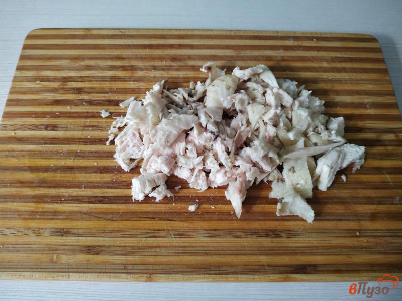 Фото приготовление рецепта: Духовые пироги с курицей и грибами шаг №7