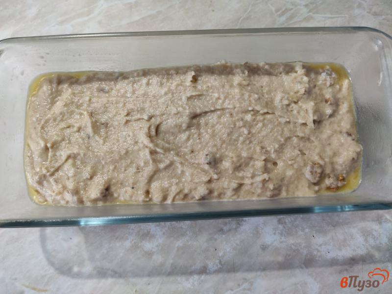 Фото приготовление рецепта: Кекс с грецкими орехами и кокосовой стружкой шаг №9