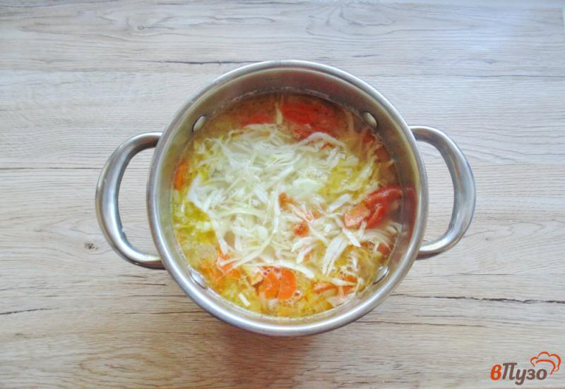 Фото приготовление рецепта: Суп с овощами и булгуром шаг №4
