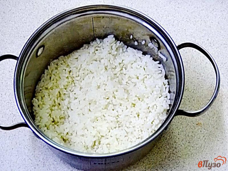 Фото приготовление рецепта: Лосось запеченный с рисом и овощами шаг №1