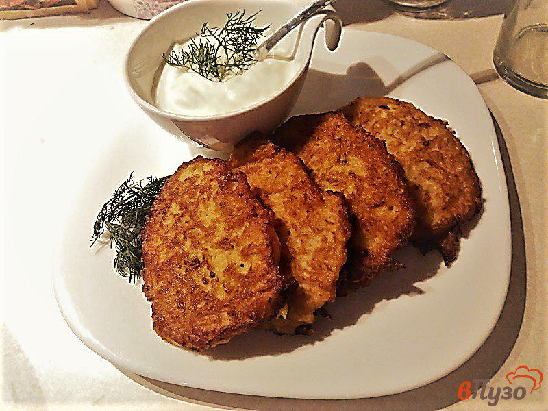 Фото приготовление рецепта: Драники из картофеля и кабачка шаг №12