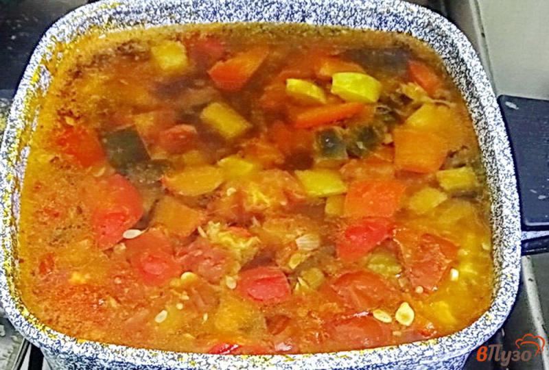 Фото приготовление рецепта: Томатный чечевичный суп с баклажанами шаг №10
