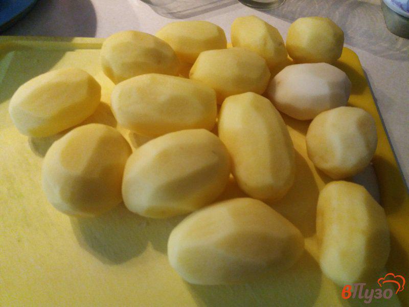 Фото приготовление рецепта: Картофель по-деревенски в мультиварке шаг №1
