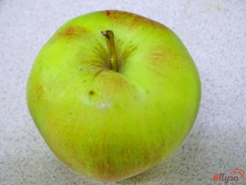 Фото приготовление рецепта: Яблоко в карамели шаг №1