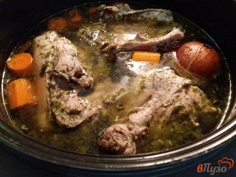 Фото приготовление рецепта: Куриный суп с рисом шаг №4