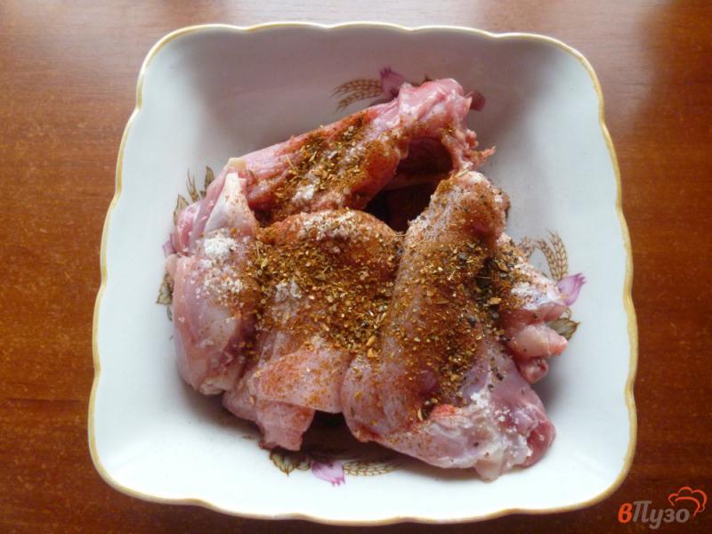 Фото приготовление рецепта: Мясо кролика запеченное в духовке шаг №2