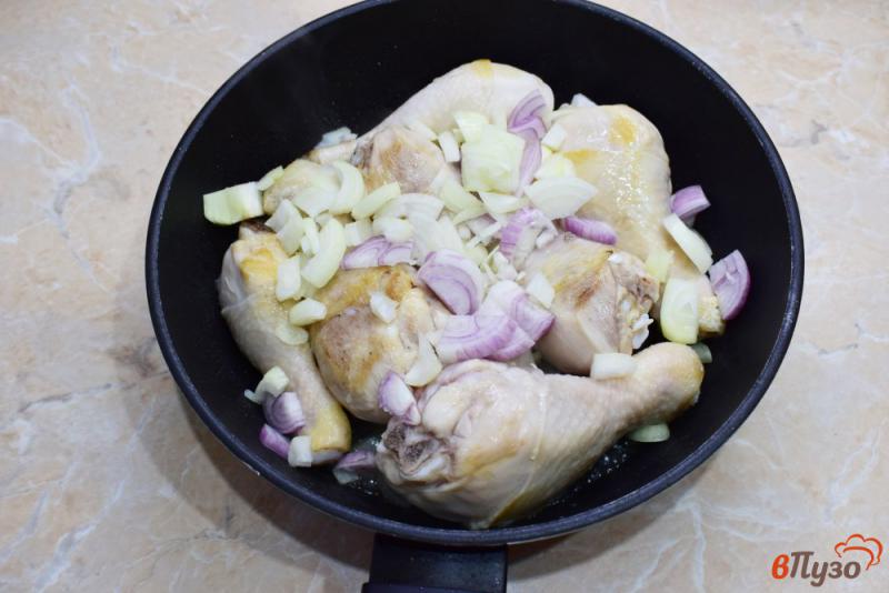 Фото приготовление рецепта: Куриные голени в соевом соусе с чесноком шаг №2