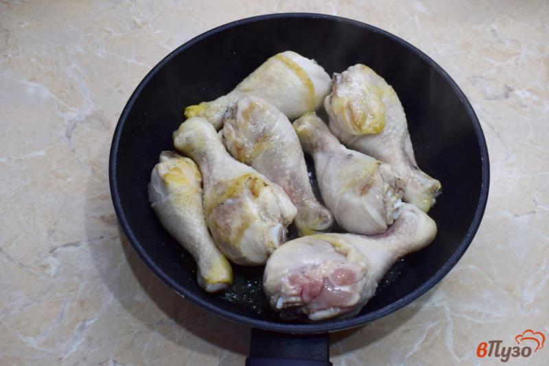 Фото приготовление рецепта: Куриные голени в соевом соусе с чесноком шаг №1