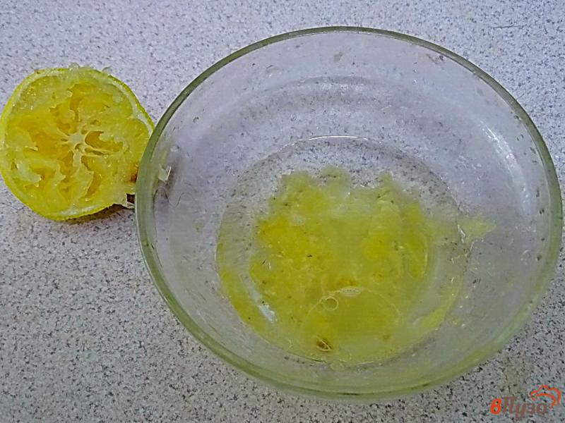 Фото приготовление рецепта: Тыква запеченная с чесноком и лимонным соком шаг №4