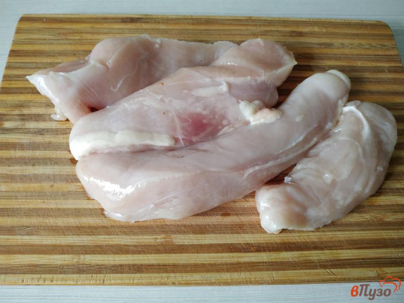 Фото приготовление рецепта: Куриные котлеты с капустой шаг №1