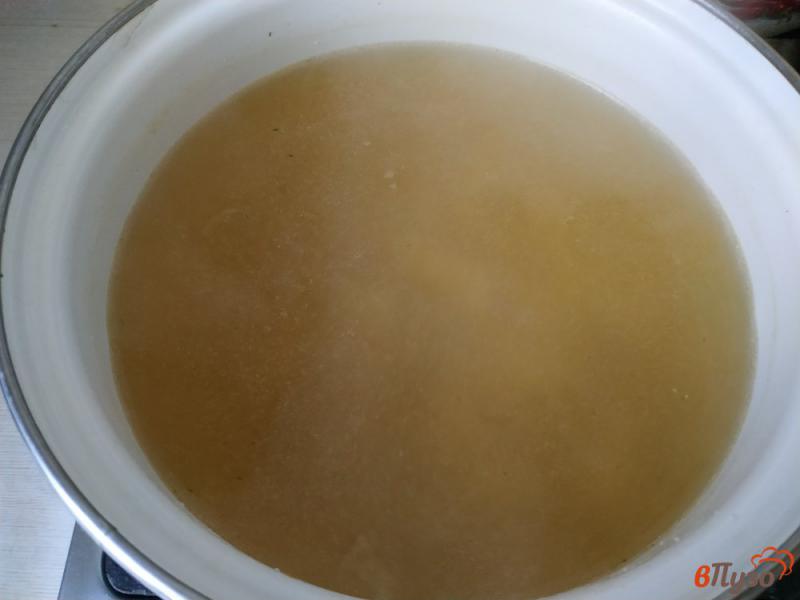 Фото приготовление рецепта: Постный грибной суп с манной крупой шаг №8