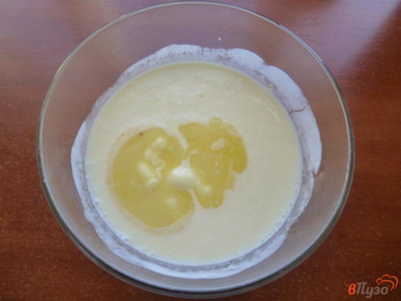 Фото приготовление рецепта: Маффины с малиновым джемом шаг №3