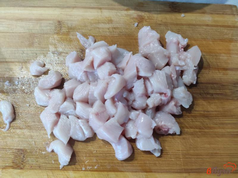 Фото приготовление рецепта: Картофельная запеканка с куриным филе шаг №1