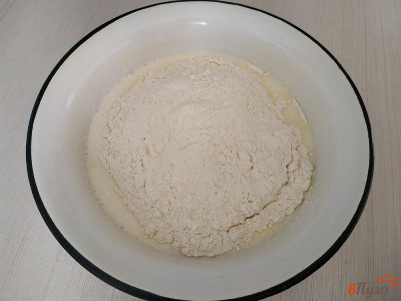 Фото приготовление рецепта: Творожные лепешки на сковороде шаг №3