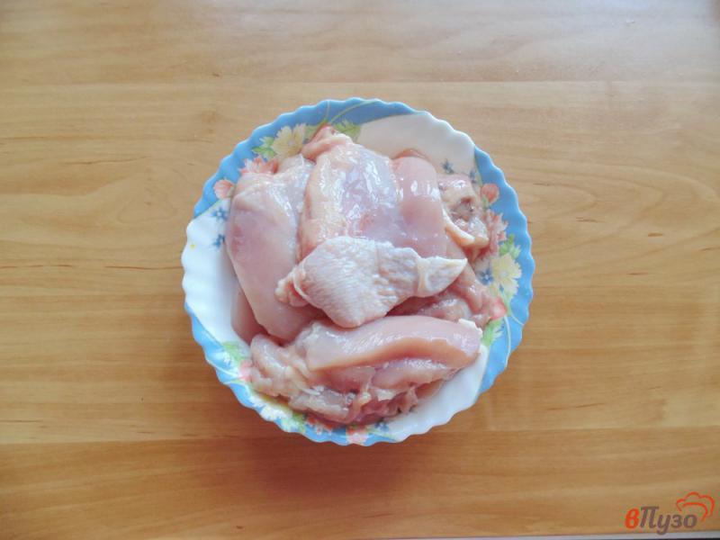 Фото приготовление рецепта: Куриные бедра в соево-медовом соусе шаг №1