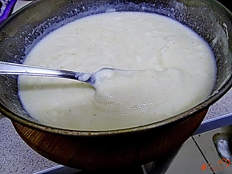 Фото приготовление рецепта: Шпинат в сметанно-сырном соусе шаг №7