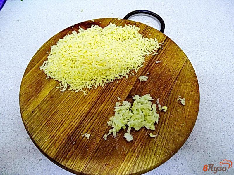 Фото приготовление рецепта: Шпинат в сметанно-сырном соусе шаг №9