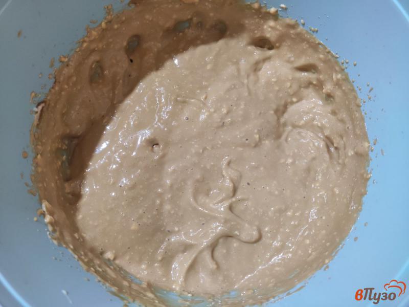 Фото приготовление рецепта: Бисквитный торт с кремом из вареной сгущенки шаг №12