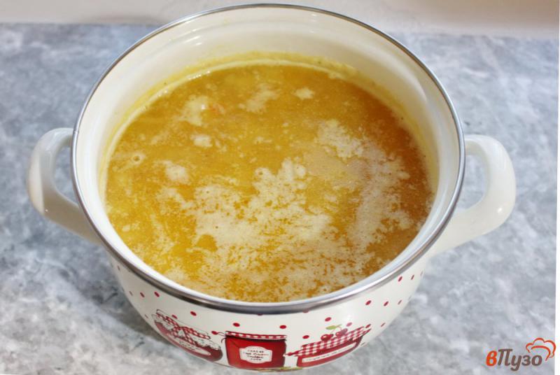 Фото приготовление рецепта: Гороховый суп из индейки шаг №7