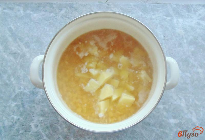 Фото приготовление рецепта: Гороховый суп из индейки шаг №5