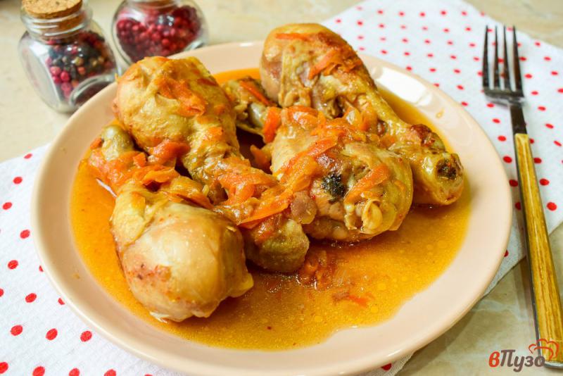 Фото приготовление рецепта: Курица с овощами и грибами в соевом соусе шаг №5