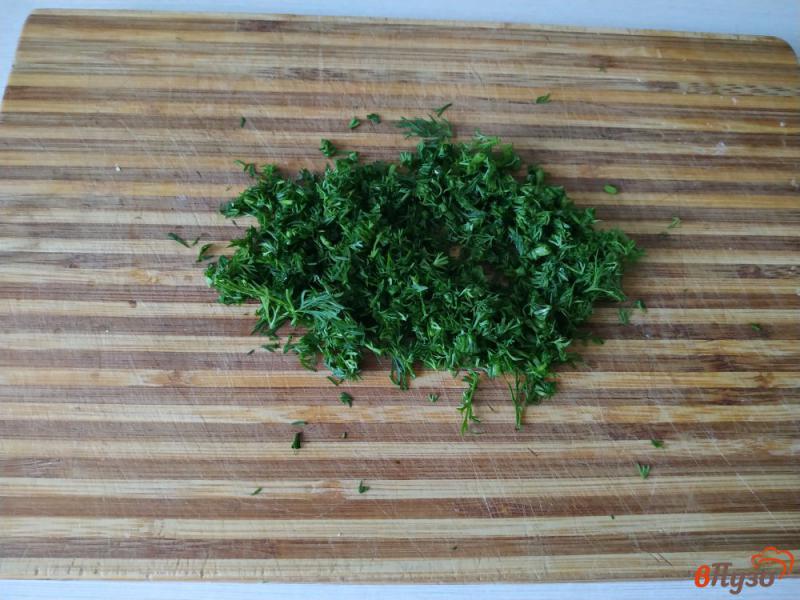 Фото приготовление рецепта: Соленые сырники с зеленью шаг №1