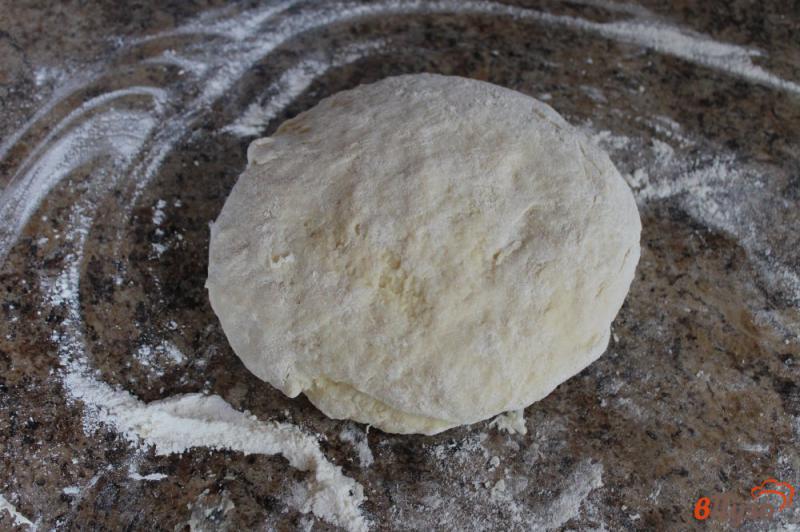 Фото приготовление рецепта: Дрожжевое тесто для пирожков шаг №4