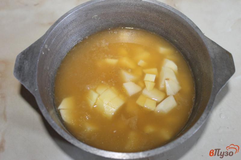 Фото приготовление рецепта: Гороховый суп с овощами шаг №3