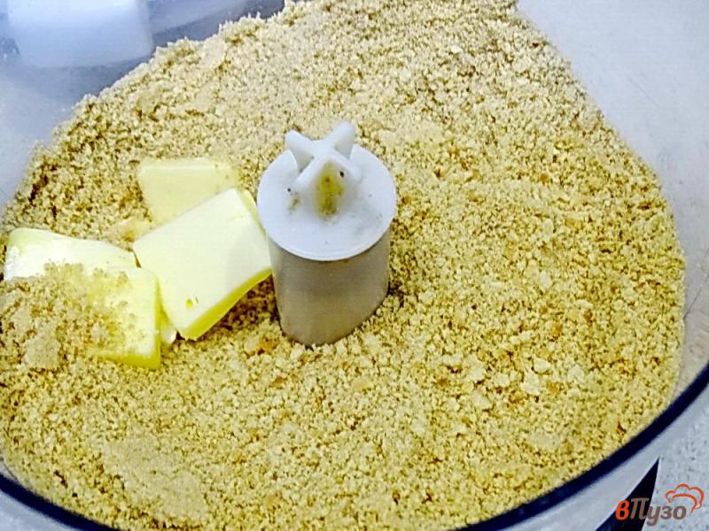 Фото приготовление рецепта: Пирожное со сгущёнкой и кокосовой стружкой. шаг №3