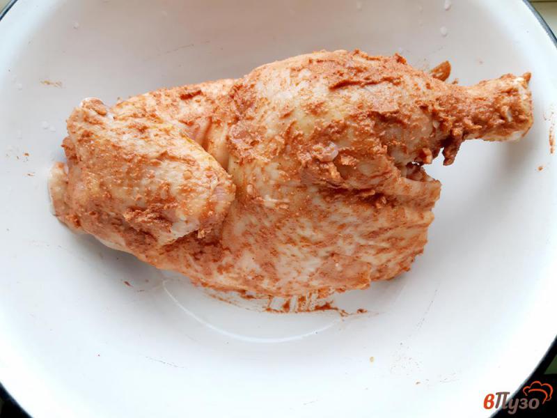 Фото приготовление рецепта: Курица маринованная запеченная в духовке шаг №3