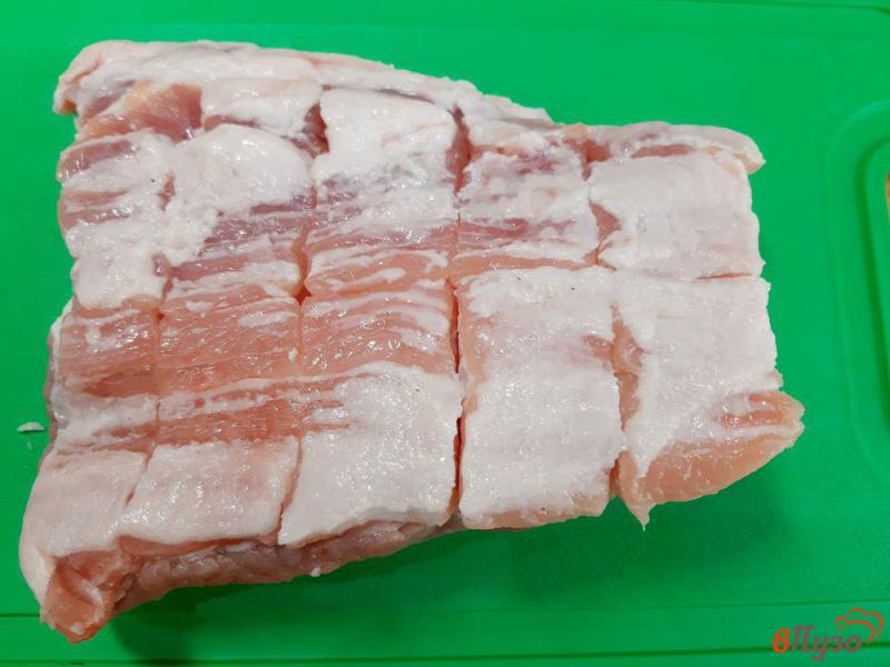 Фото приготовление рецепта: Грудинка свиная в горчичном маринаде шаг №2