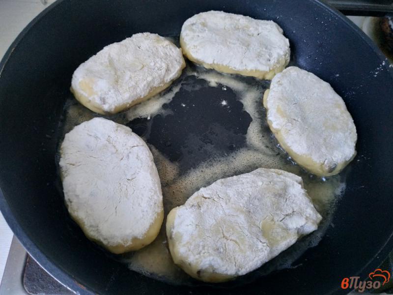Фото приготовление рецепта: Ленивые картофельные зразы с грибами шаг №12