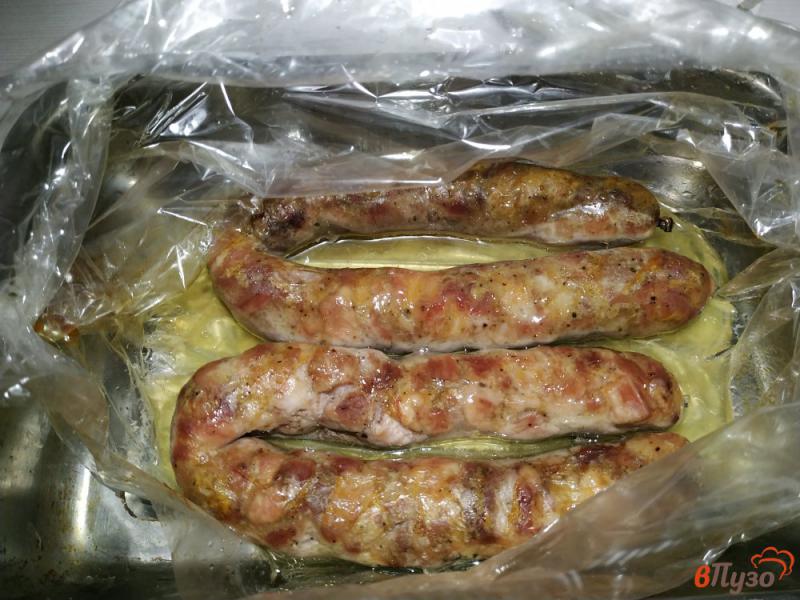 Фото приготовление рецепта: Домашняя колбаса запеченая в рукаве шаг №10