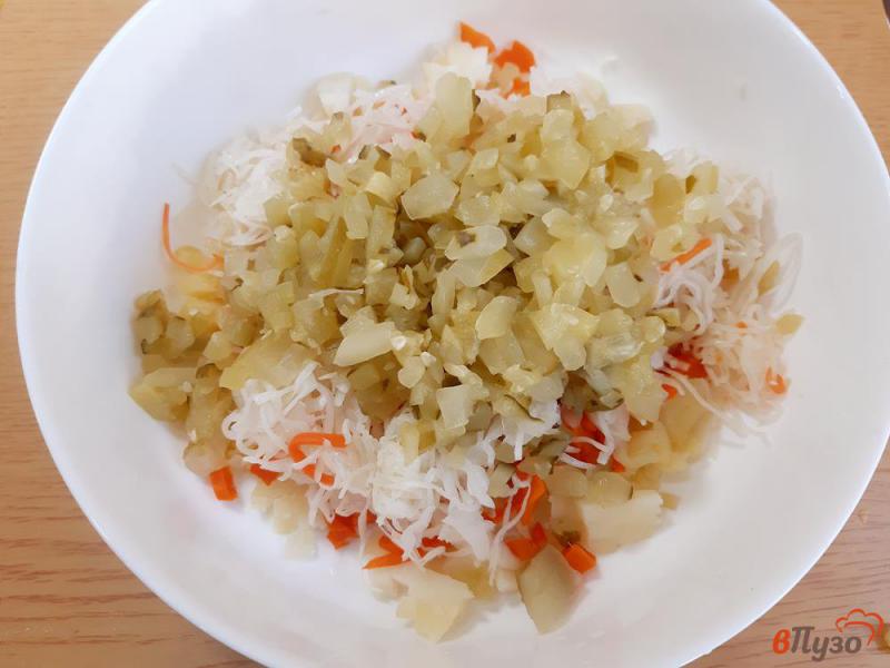 Фото приготовление рецепта: Салат свекольный с капустой по-корейски шаг №5