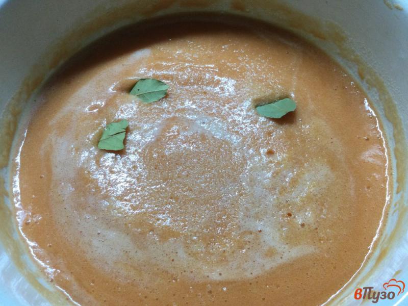 Фото приготовление рецепта: Сок из бурых томатов шаг №5