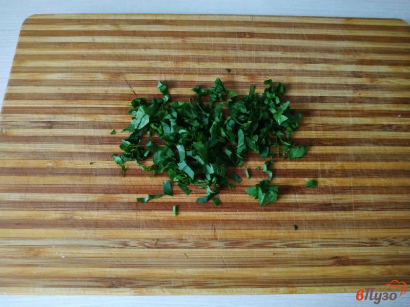 Фото приготовление рецепта: Салат с пекинской капустой болгарским перцем и морковью по-корейски шаг №3