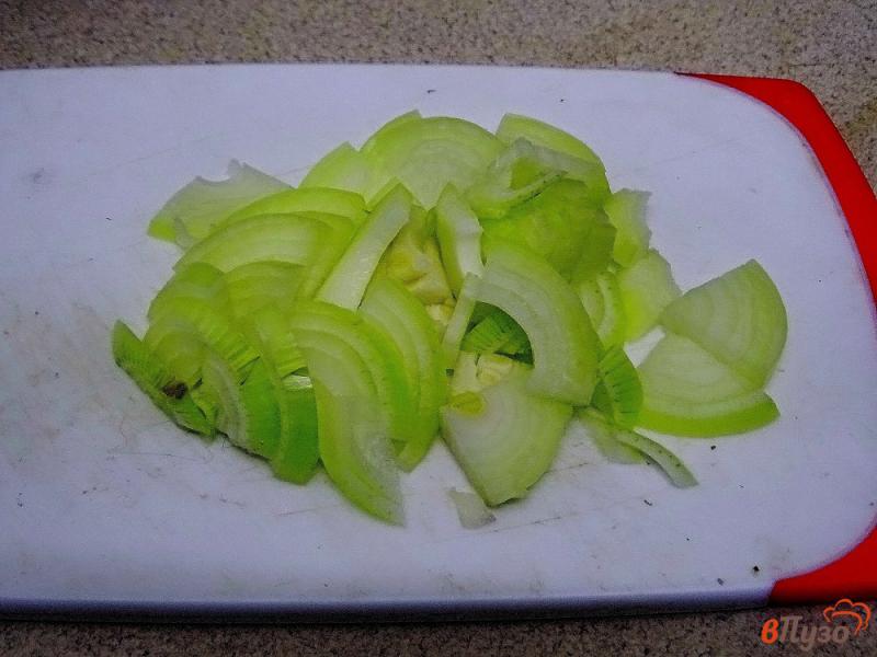 Фото приготовление рецепта: Свинина томлённая с овощами и фасолью шаг №3