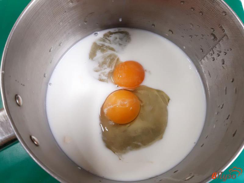Фото приготовление рецепта: Блины на молоке крахмальные шаг №1